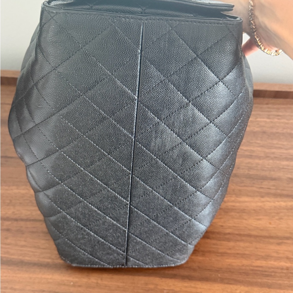 Chanel 25 medium black leather - Picture 4 of 8